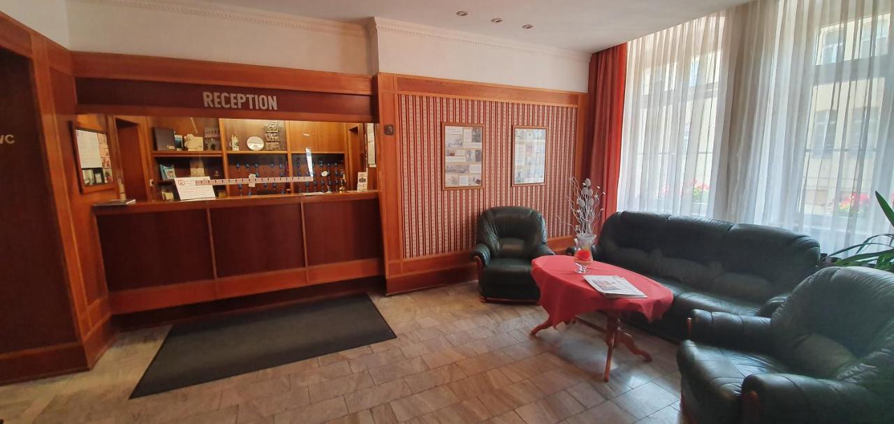Hotel "Stadt Koethen" Koethen  Kültér fotó