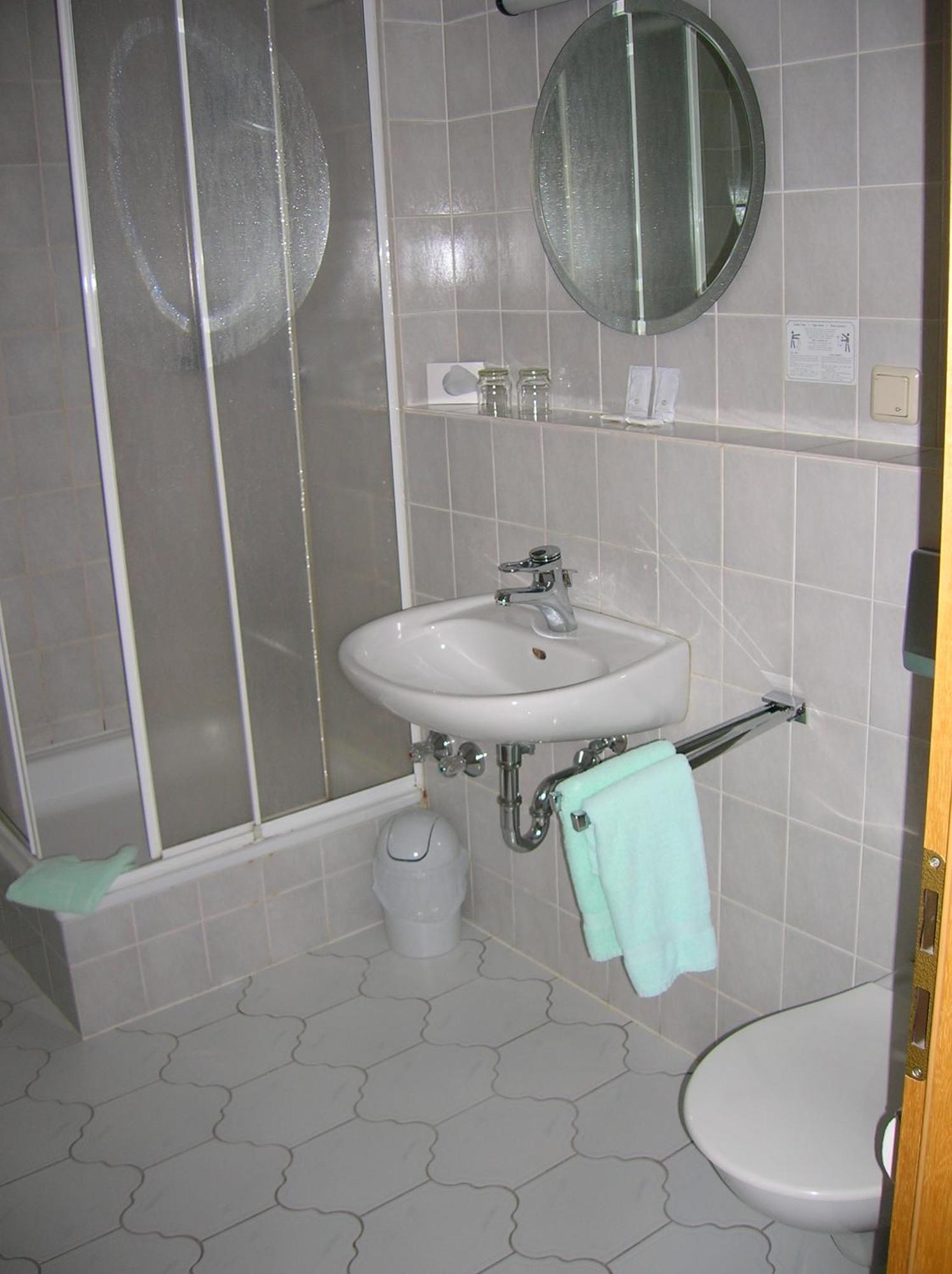 Hotel "Stadt Koethen" Koethen  Kültér fotó
