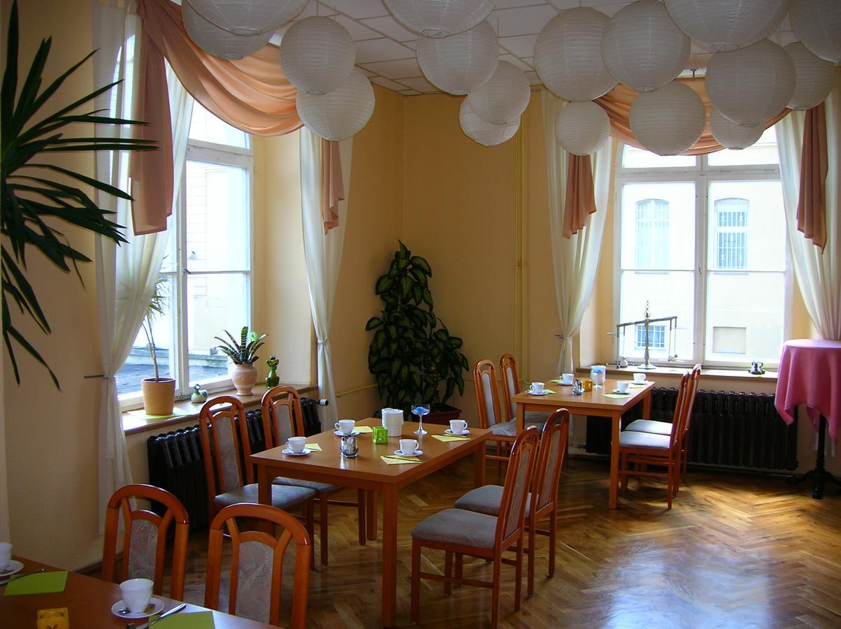 Hotel "Stadt Koethen" Koethen  Kültér fotó