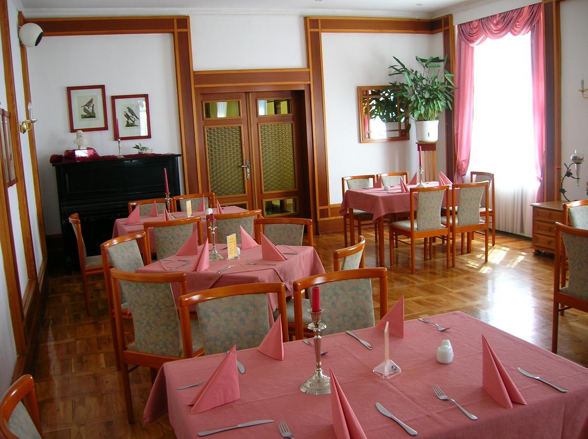 Hotel "Stadt Koethen" Koethen  Kültér fotó