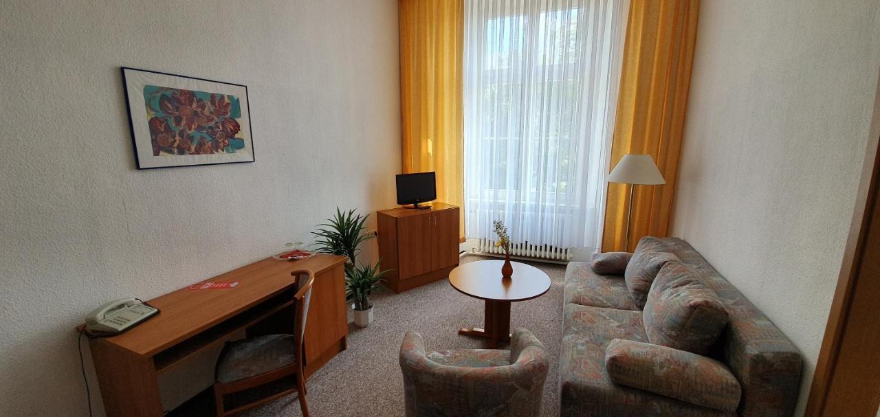 Hotel "Stadt Koethen" Koethen  Kültér fotó